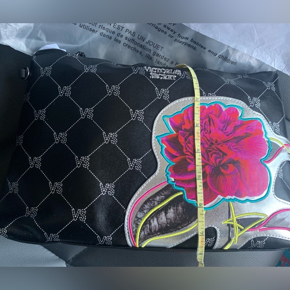 Victorias Secret Faux Leather Cosmetic Makeup Clutch Bag Black Monogram NWT - Picture 5 of 9